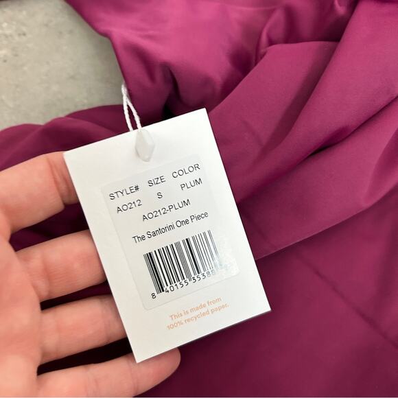 NEW Andie The Santorini one piece in PLUM size SMALL - Picture 5 of 7